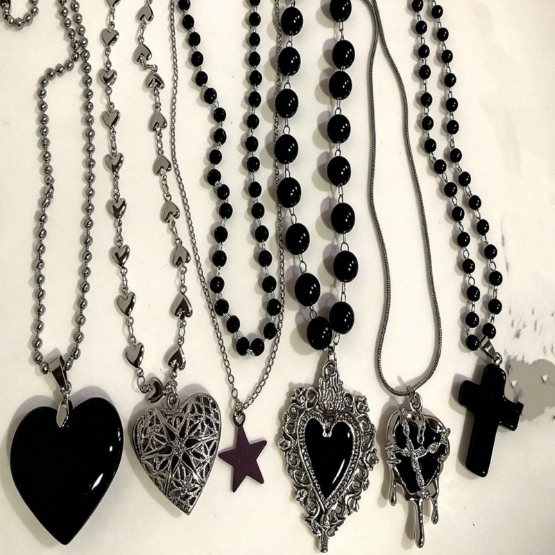 Layered Pendant Necklace Aesthetic - 6 Parça Gotik Katmanlı Kolye Seti