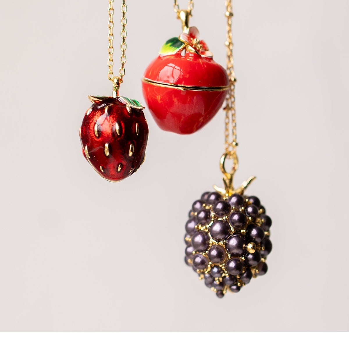 Yeni Meyveli Paskalya Yumurtas - Heart Locket Necklace Photo incelemesi ve fiyatı