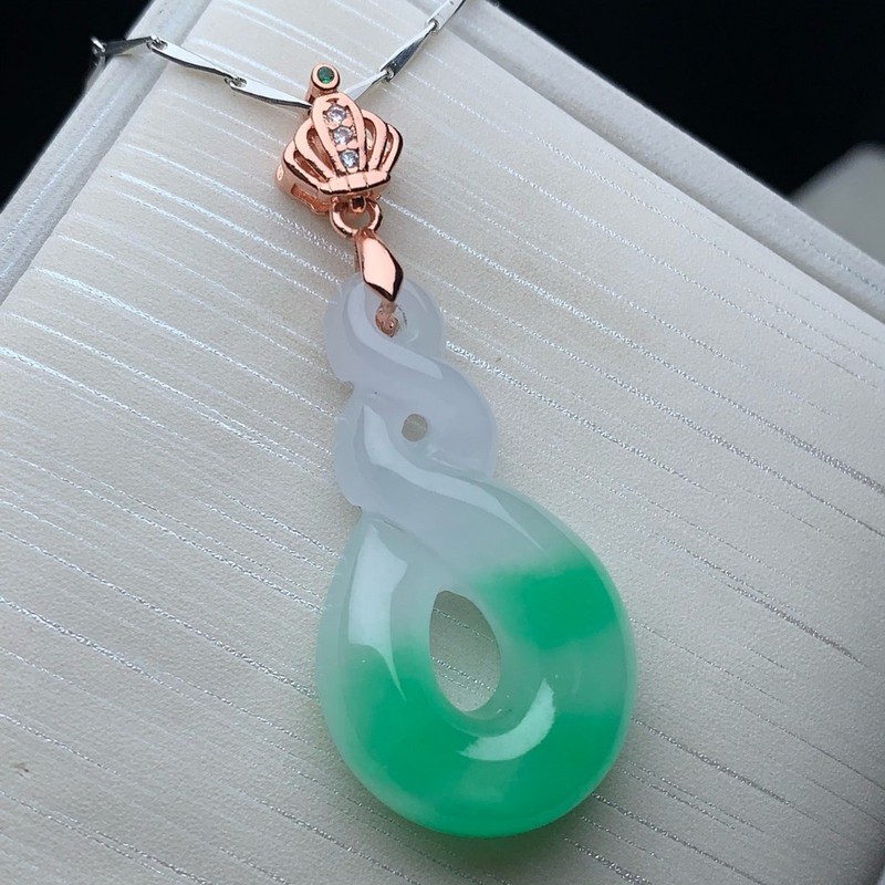 Yüzen Zümrütlerle Süslenmiş, B - Necklaces incelemesi ve fiyatı