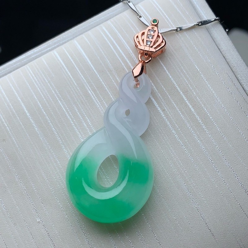 Yüzen Zümrütlerle Süslenmiş, B - Necklaces incelemesi ve fiyatı