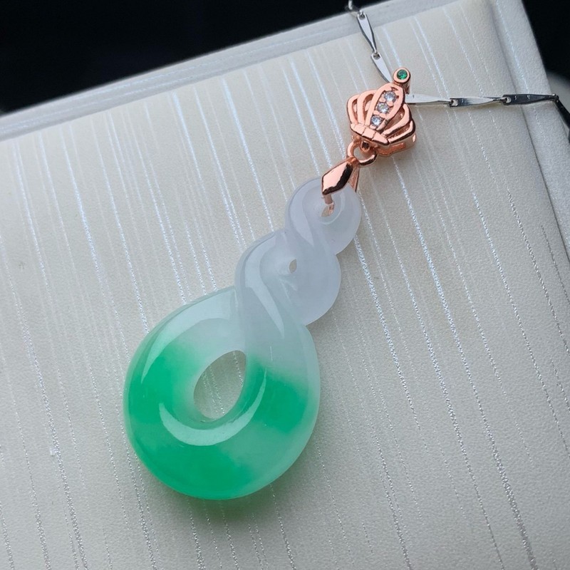 Yüzen Zümrütlerle Süslenmiş, B - Necklaces incelemesi ve fiyatı