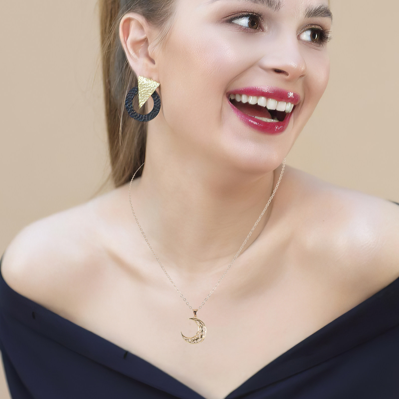 Çiftler için 1 Çift Güneş ve A - Magnetic Couple Matching Necklaces incelemesi ve fiyatı
